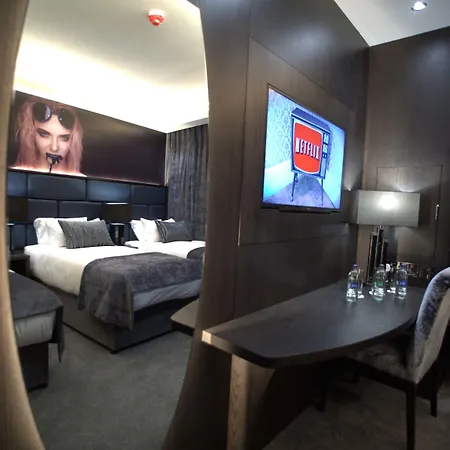 The Residence Hotel 3* غالواي