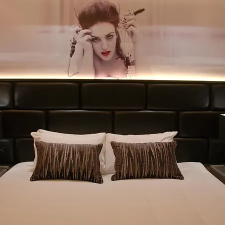 Hotel The Residence Hotel 3*
